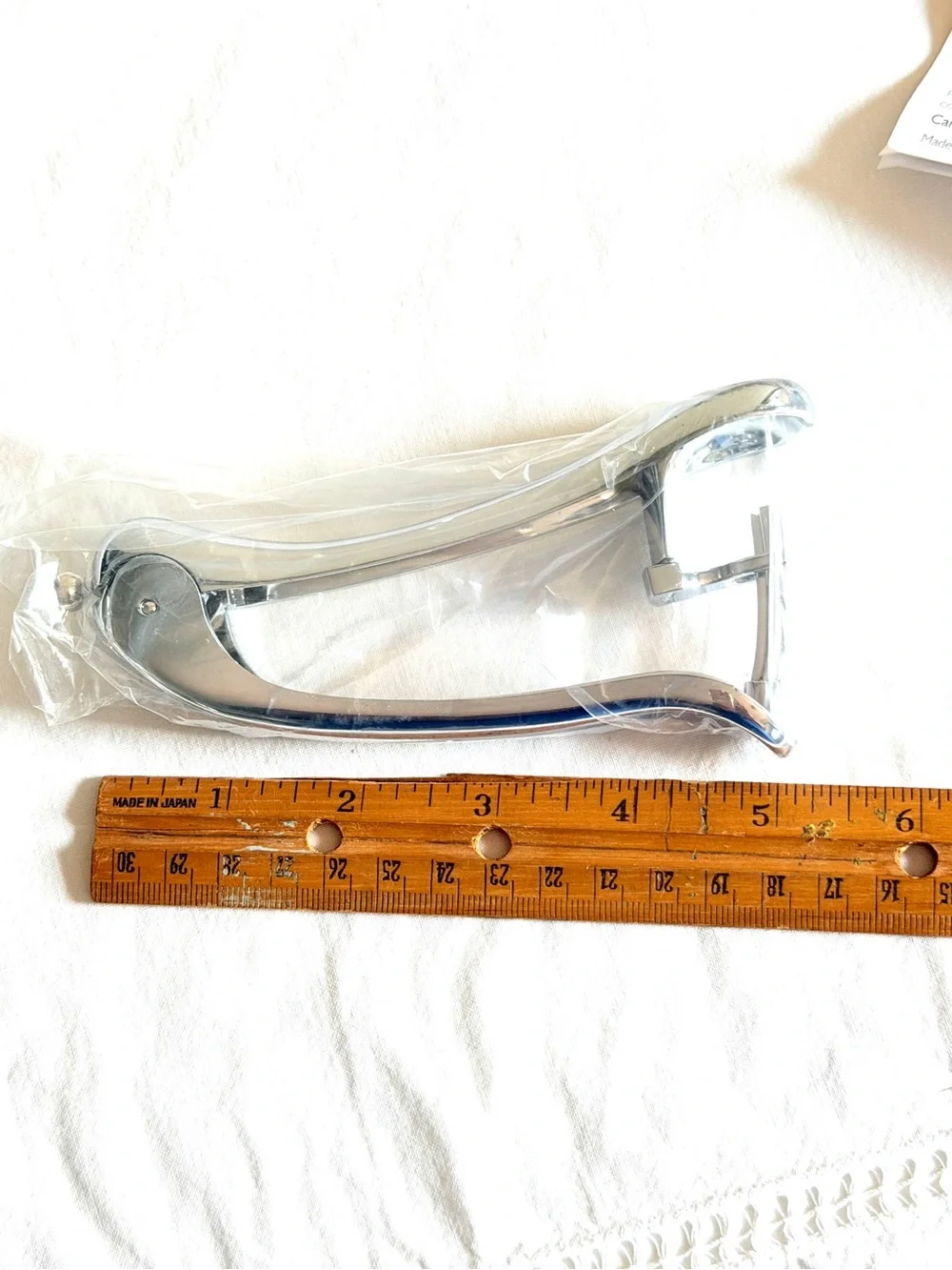 Pampered Chef Cherry & Olive Pitter #2080 NEW NIB Retired Discontinued